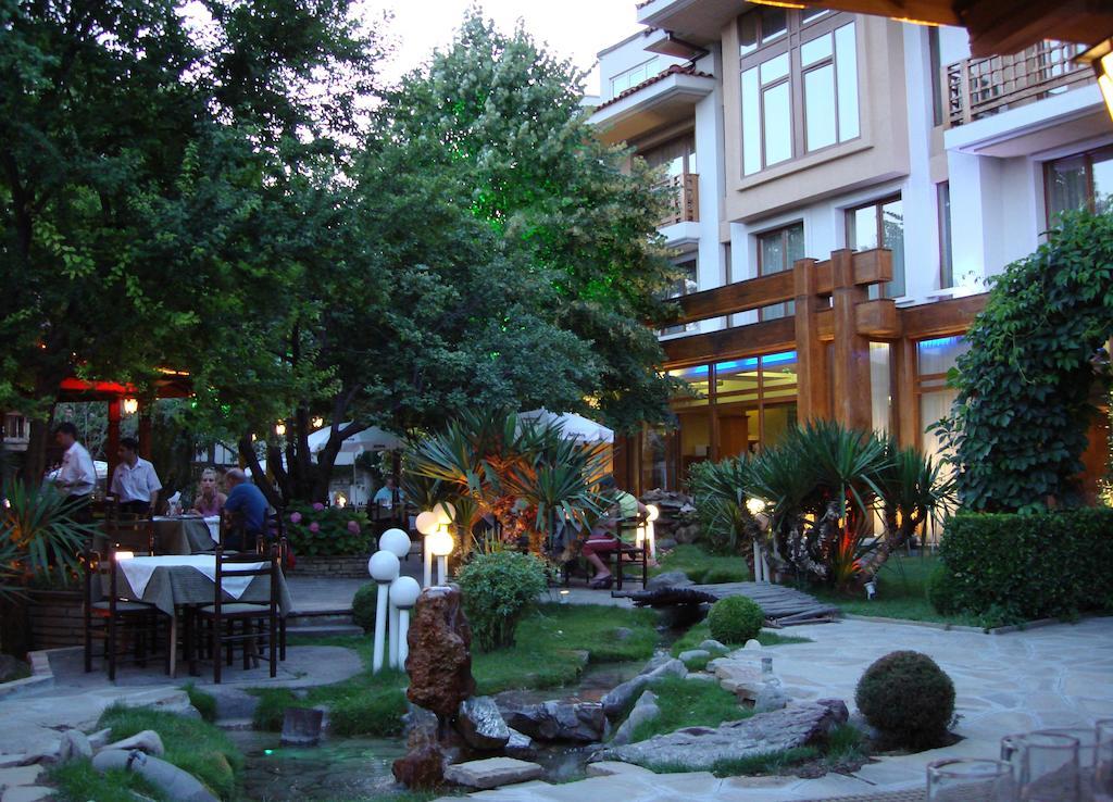 National Palace Wine & Spa Hotel Sliven Exterior foto